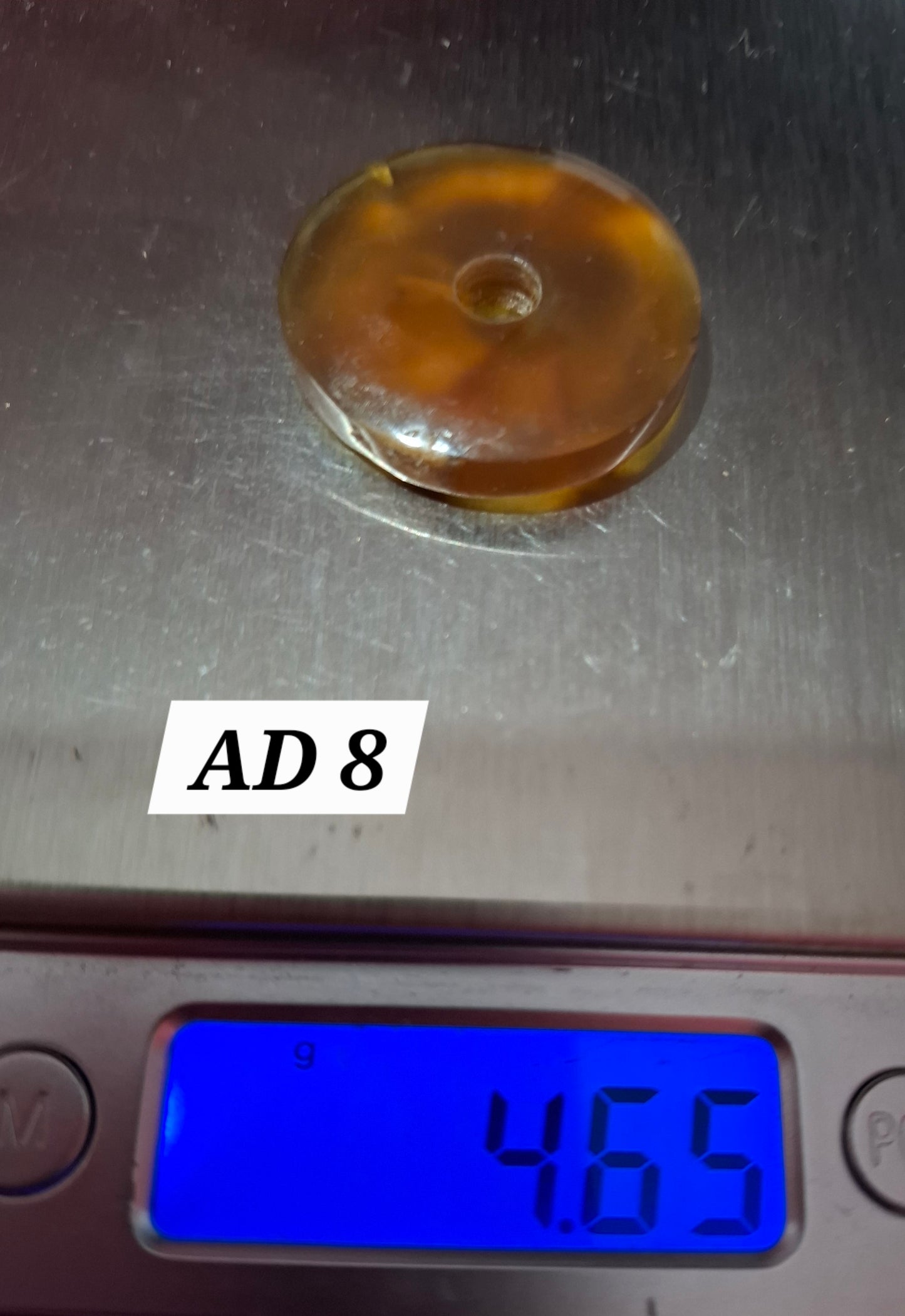 Red Amber Disc/Doughnut carving, Sphere holder, 4.65g, Fossil (Ref: AD8)