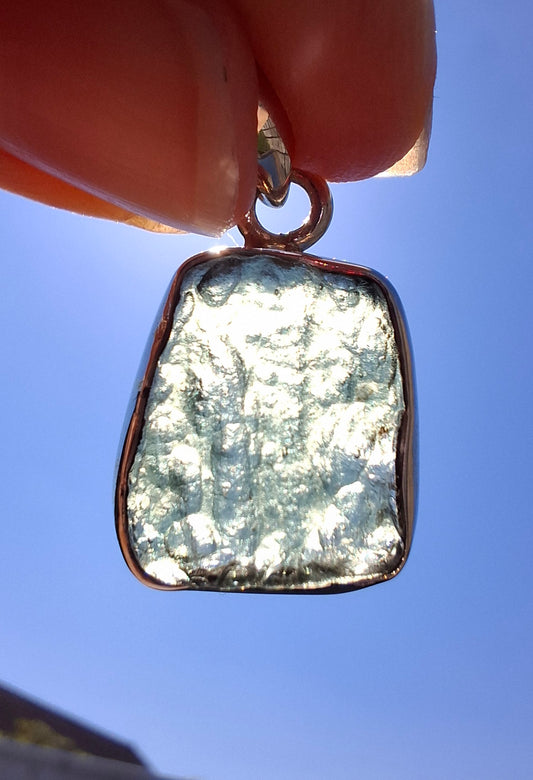 Moldavite Pendant, 925 Silver, Tektite (Ref: P9)