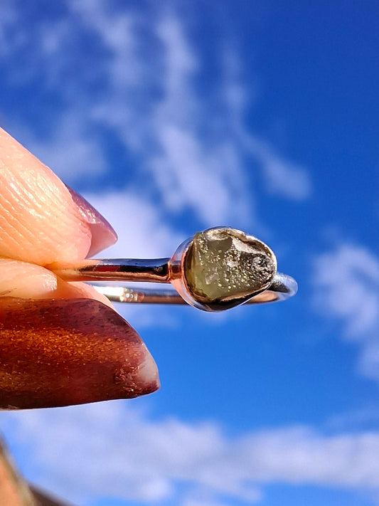 Moldavite Ring, size large M/small N, 925 Silver, Tektite (Ref: R40)