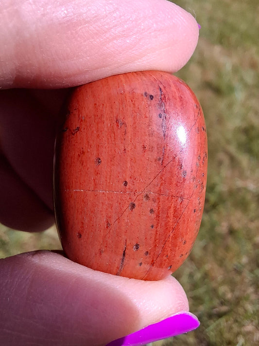 Red Jasper, Tumble Stone, Crystal (Ref: T82)