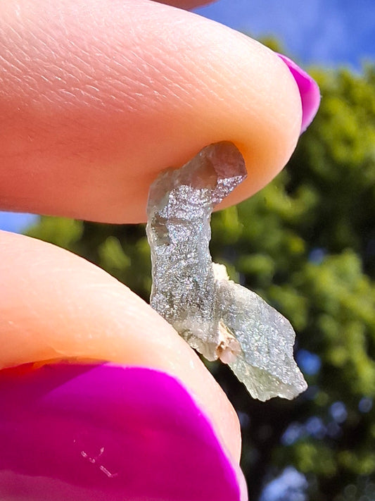 Moldavite Piece, 0.48g, Tektite (Ref: 1463)
