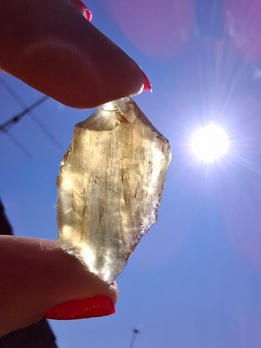 Libyan Desert Glass (darker) Piece, 8.34g, Tektite (Ref: L1370)