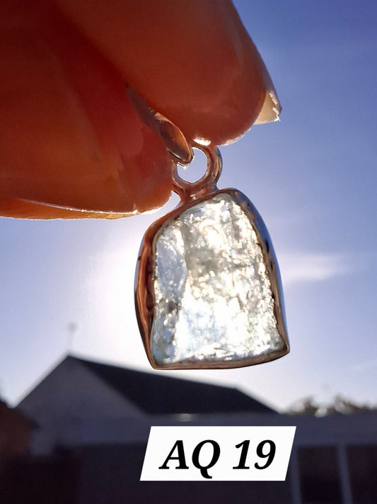Aquamarine Pendant, 925 Silver, Crystal (Ref: AQ19)