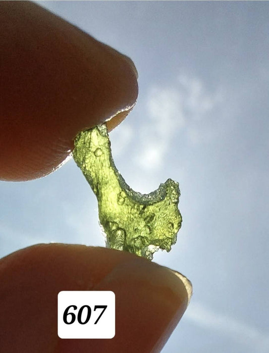 Moldavite piece, 0.51g, Tektite (Ref: 607)