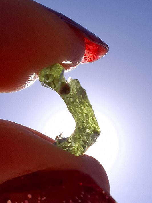 Moldavite Piece, 0.56g, Tektite (Ref: 1474)