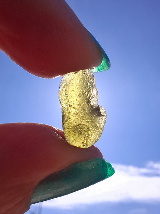 Moldavite Piece, 0.93g, Tektite (Ref: 1415)
