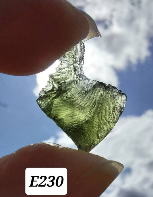 Moldavite Piece, 1.10g, Tektite (Ref: E230)