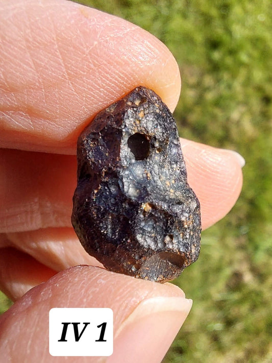Ivory Coast (Ivorite), RAREST TEKTITE IN THE WORLD, 2.76g, Tektite (Ref: IV1)