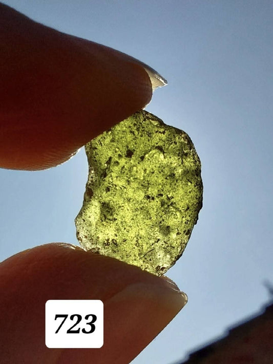 Moldavite Piece, 1.14g, Tektite (Ref: 723)