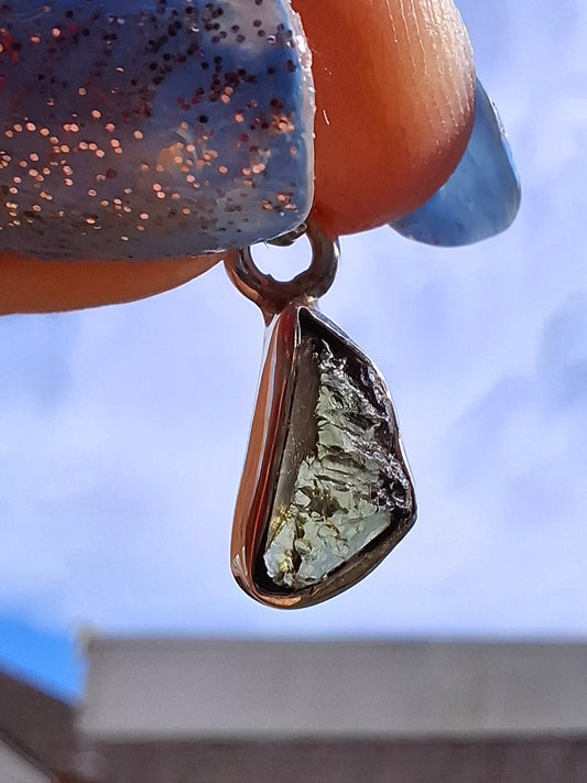 Moldavite Pendant, 925 Silver, Tektite (Ref: P33)