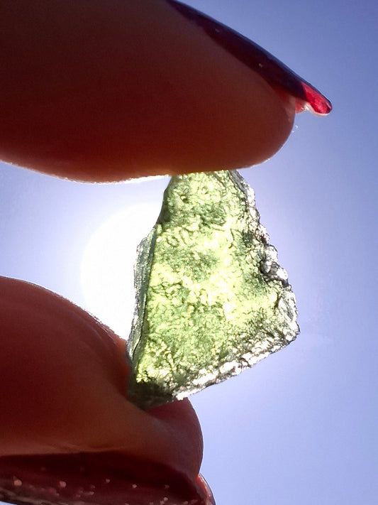 Moldavite Piece, 1.55g, Tektite (Ref: 1469)
