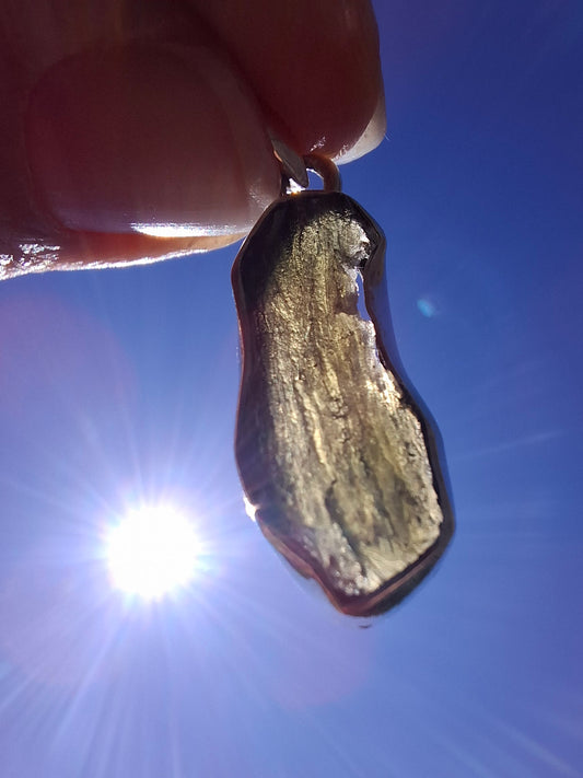 Moldavite Pendant, 925 Silver, Tektite (Ref: P445)