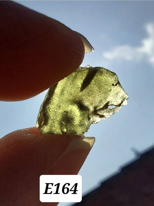 Moldavite Piece, 0.81g, Tektite (Ref: E164)