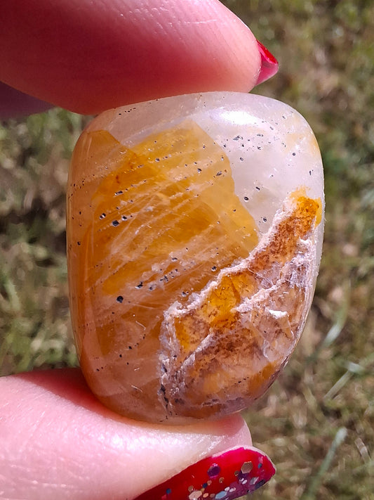 Golden Healer, Tumble Stone, Crystal (Ref: T191)