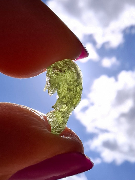 Moldavite Piece, 0.72g, Tektite (Ref: 1438)