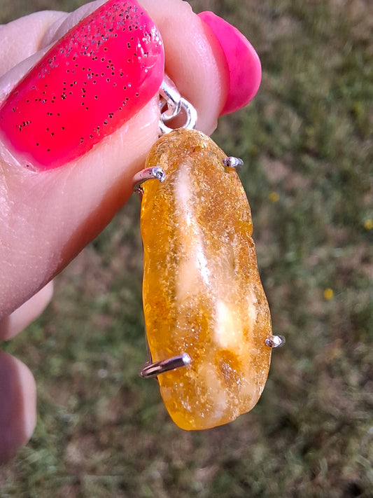 Baltic Amber Pendant, 925 Silver, Fossil (Ref: AP2)