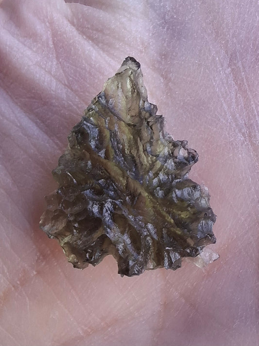 Moldavite Piece, JEZKOVNA BESEDNICE, 1.46g, Tektite (Ref: 1267)