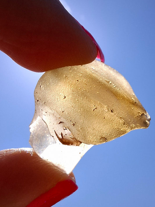 Libyan Desert Glass (darker) Piece, 7.00g, Tektite (Ref: L1373)