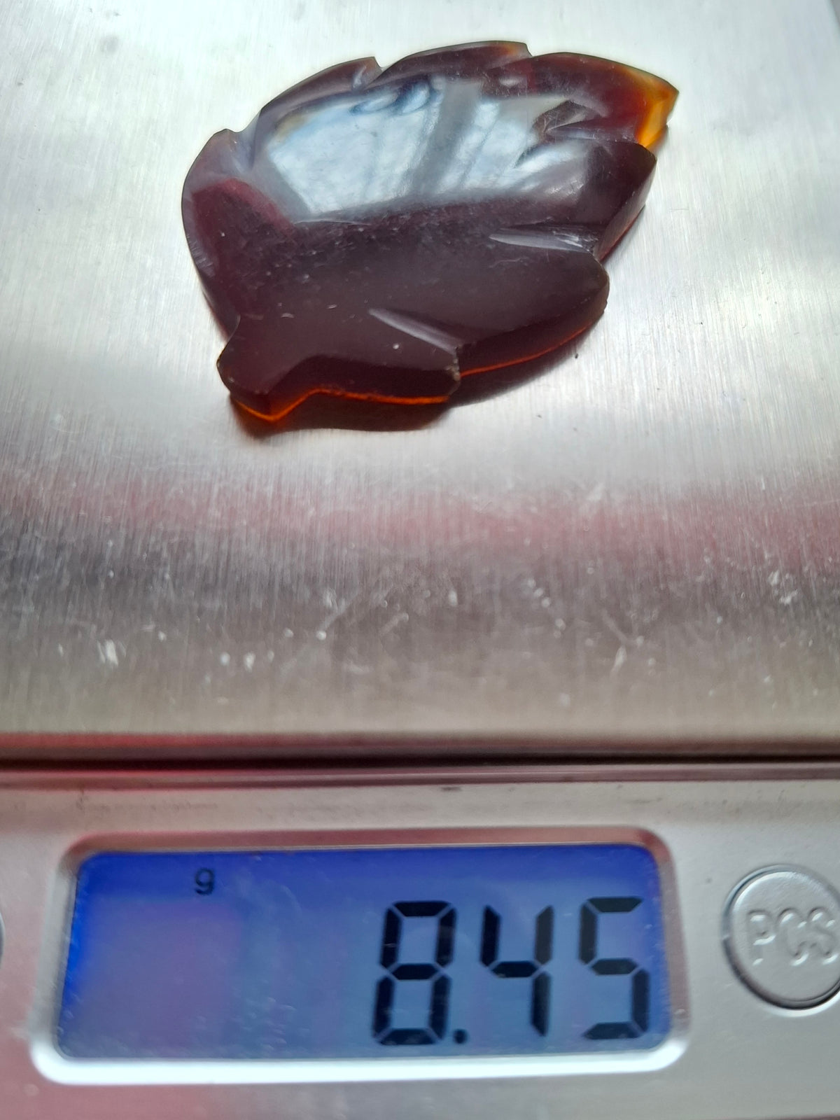 Red Amber Leaf Carving, 8.45g, Fossil (Ref: Leaf1)