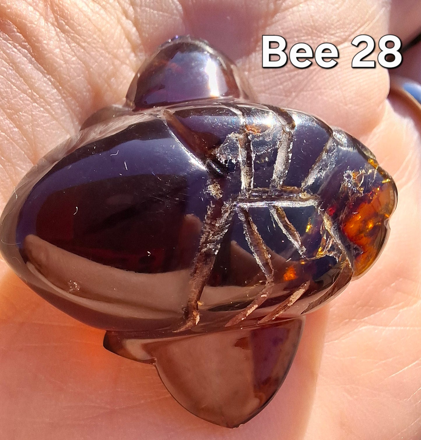 Red Amber Honey Bee Carving, 9.63g, Fossil (Ref: Bee28)