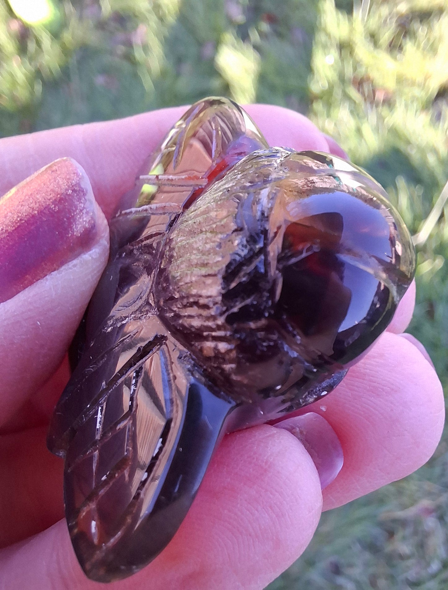 Red Amber Honey Bee Carving, 9.63g, Fossil (Ref: Bee28)