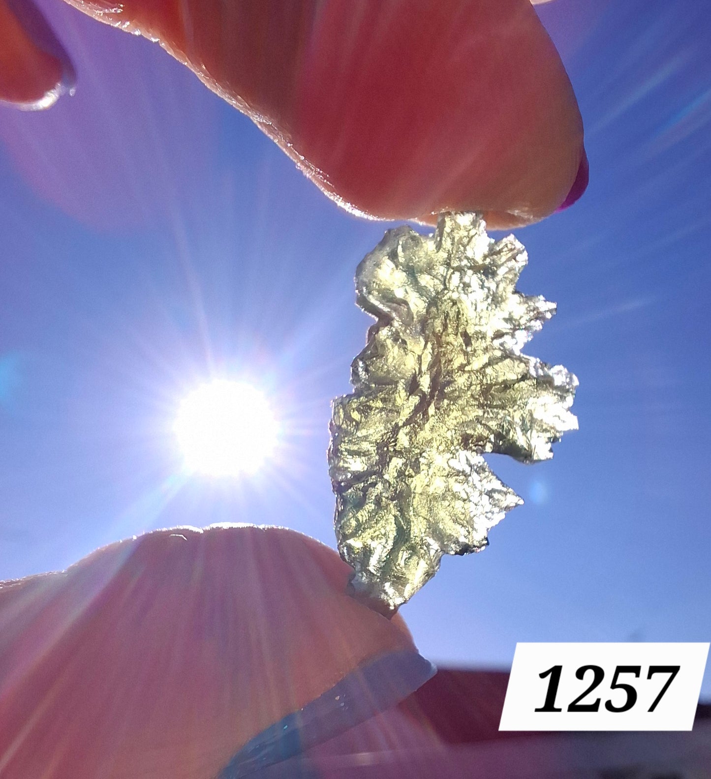 Moldavite Piece, JEZKOVNA BESEDNICE, 1.89g, Tektite (Ref: 1257)