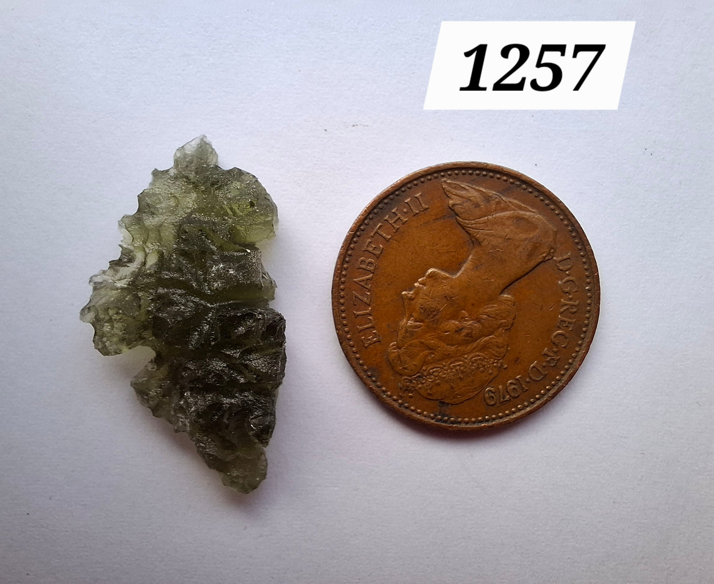 Moldavite Piece, JEZKOVNA BESEDNICE, 1.89g, Tektite (Ref: 1257)