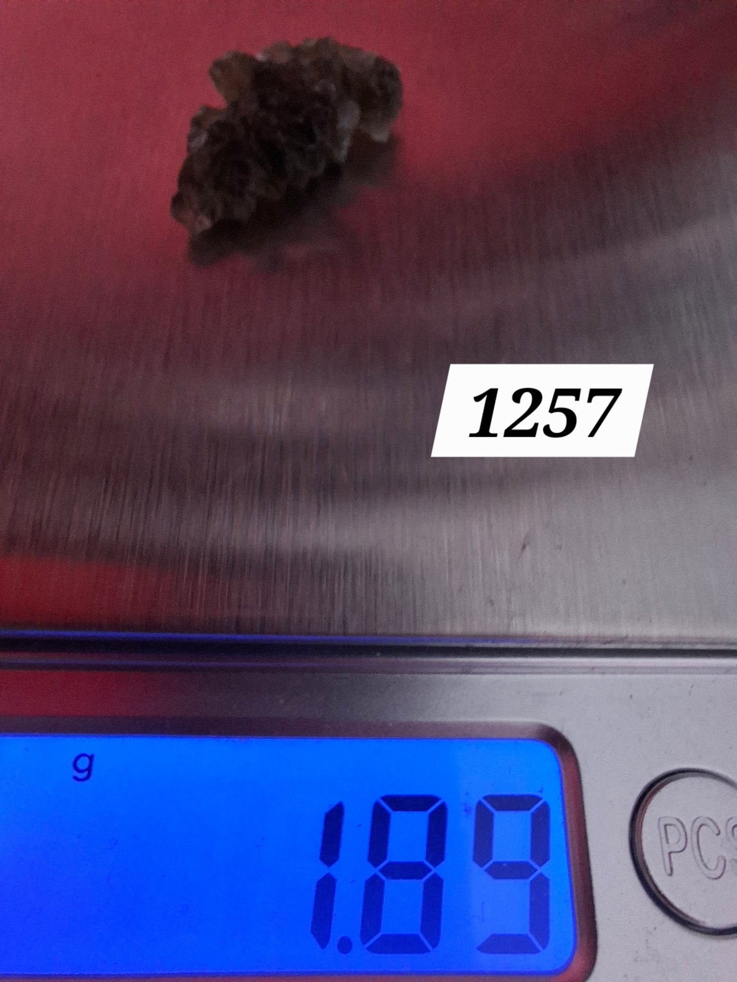Moldavite Piece, JEZKOVNA BESEDNICE, 1.89g, Tektite (Ref: 1257)