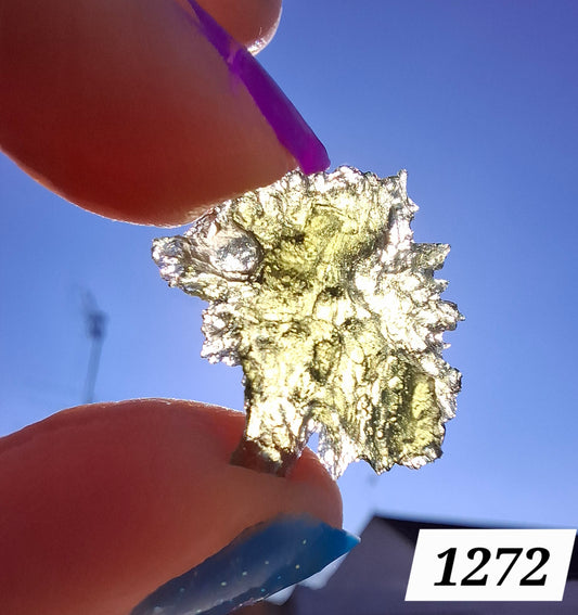 Moldavite Piece, JEZKOVNA BESEDNICE, 1.63g, Tektite (Ref: 1272)