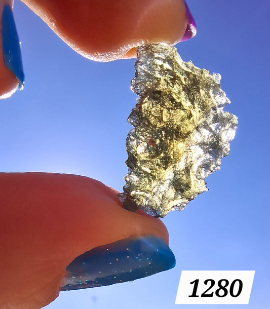 Moldavite Piece, JEZKOVNA BESEDNICE, 1.32g, Tektite (Ref: 1280)