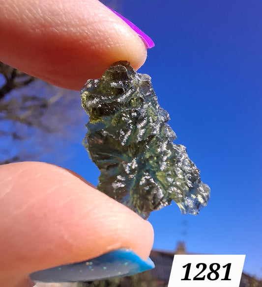 Moldavite Piece, JEZKOVNA BESEDNICE, 1.76g, Tektite (Ref: 1281)