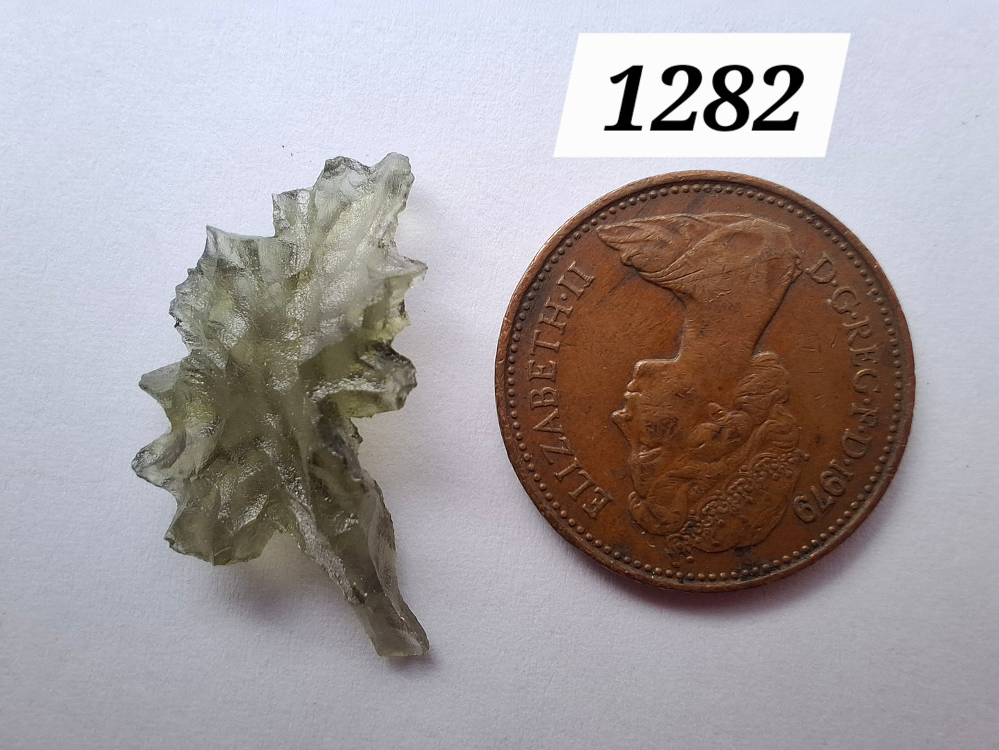 Moldavite Piece, JEZKOVNA BESEDNICE, 0.90g, Tektite (Ref: 1282)