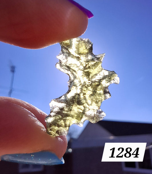 Moldavite Piece, JEZKOVNA BESEDNICE, 1.41g, Tektite (Ref: 1284)