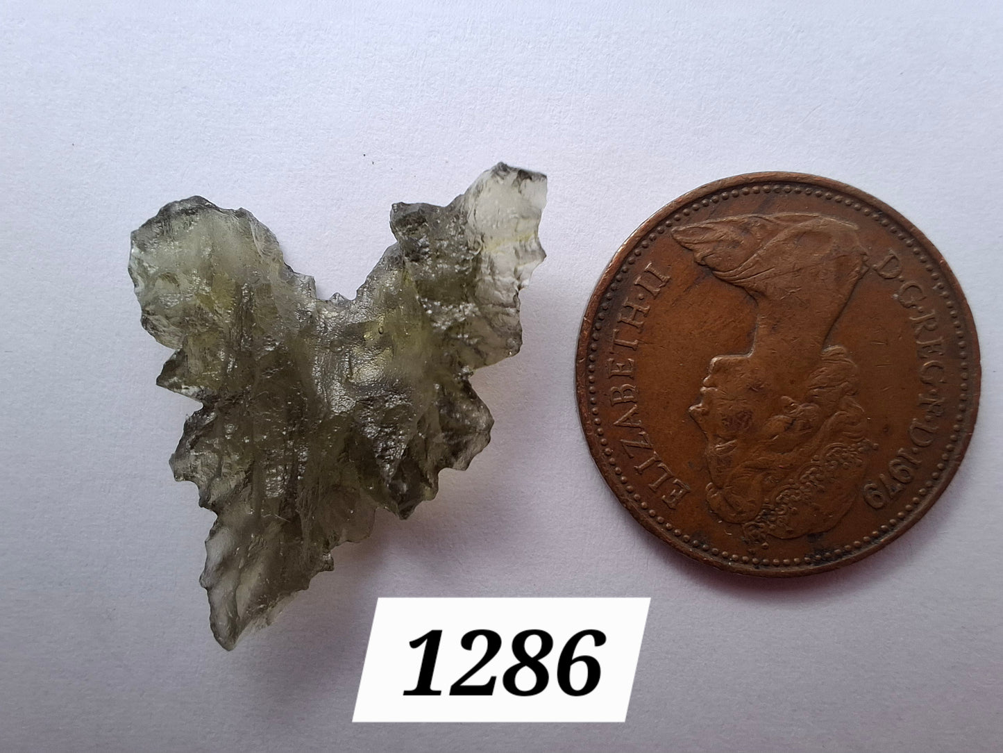 Moldavite Piece, JEZKOVNA BESEDNICE, 1.30g, Tektite (Ref: 1286)