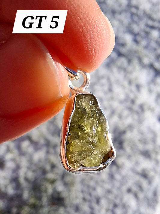 Green Tourmaline Pendant, 925 Silver, Crystal (Ref: GT5)