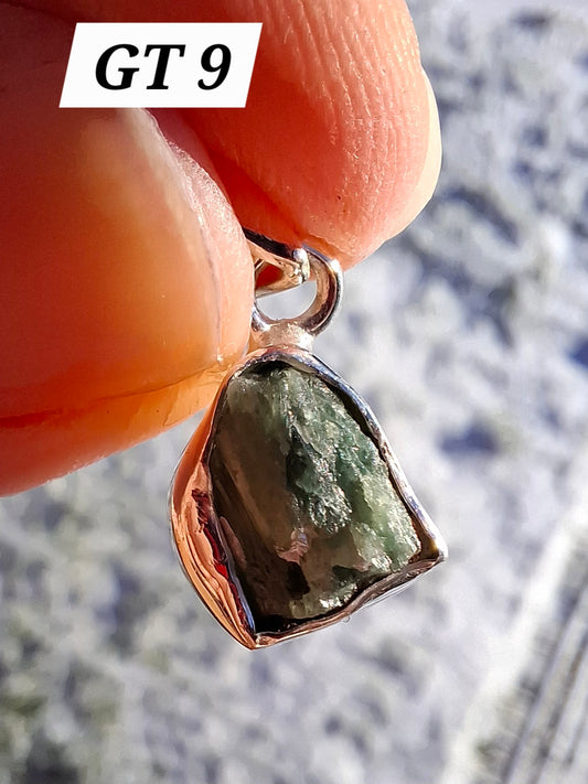 Green Tourmaline Pendant, 925 Silver, Crystal (Ref: GT9)
