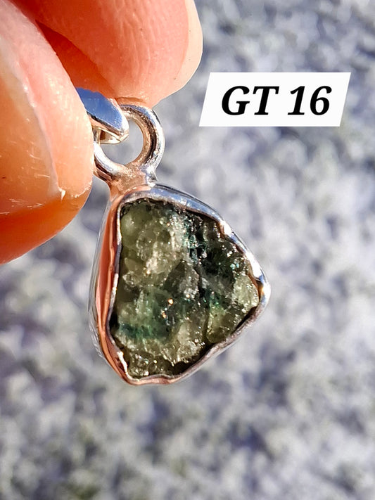 Green Tourmaline Pendant, 925 Silver, Crystal (Ref: GT16)