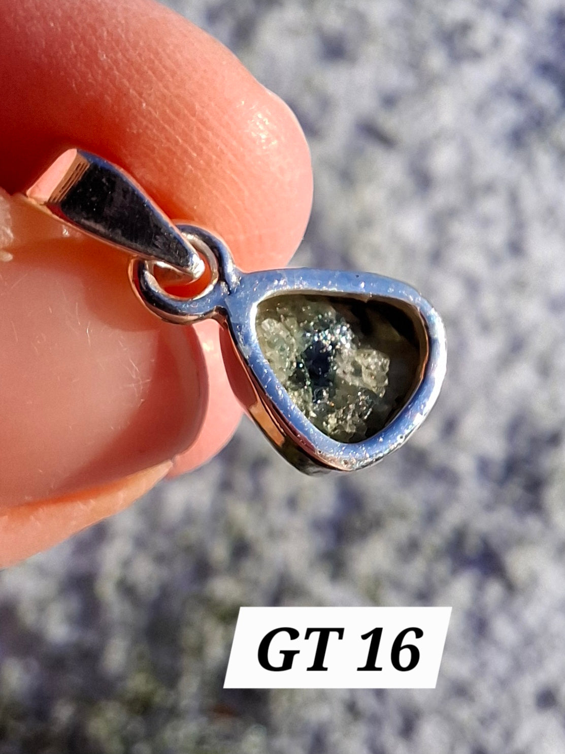 Green Tourmaline Pendant, 925 Silver, Crystal (Ref: GT16)