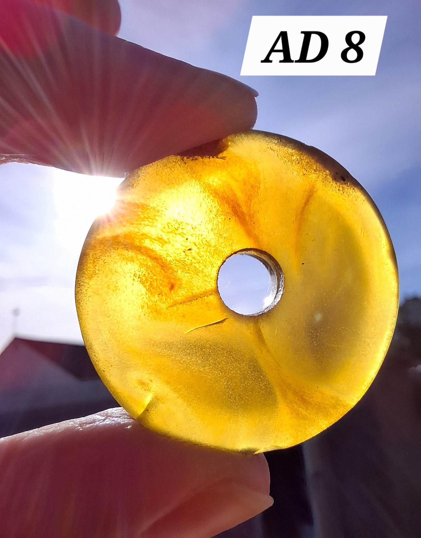 Red Amber Disc/Doughnut carving, Sphere holder, 4.65g, Fossil (Ref: AD8)