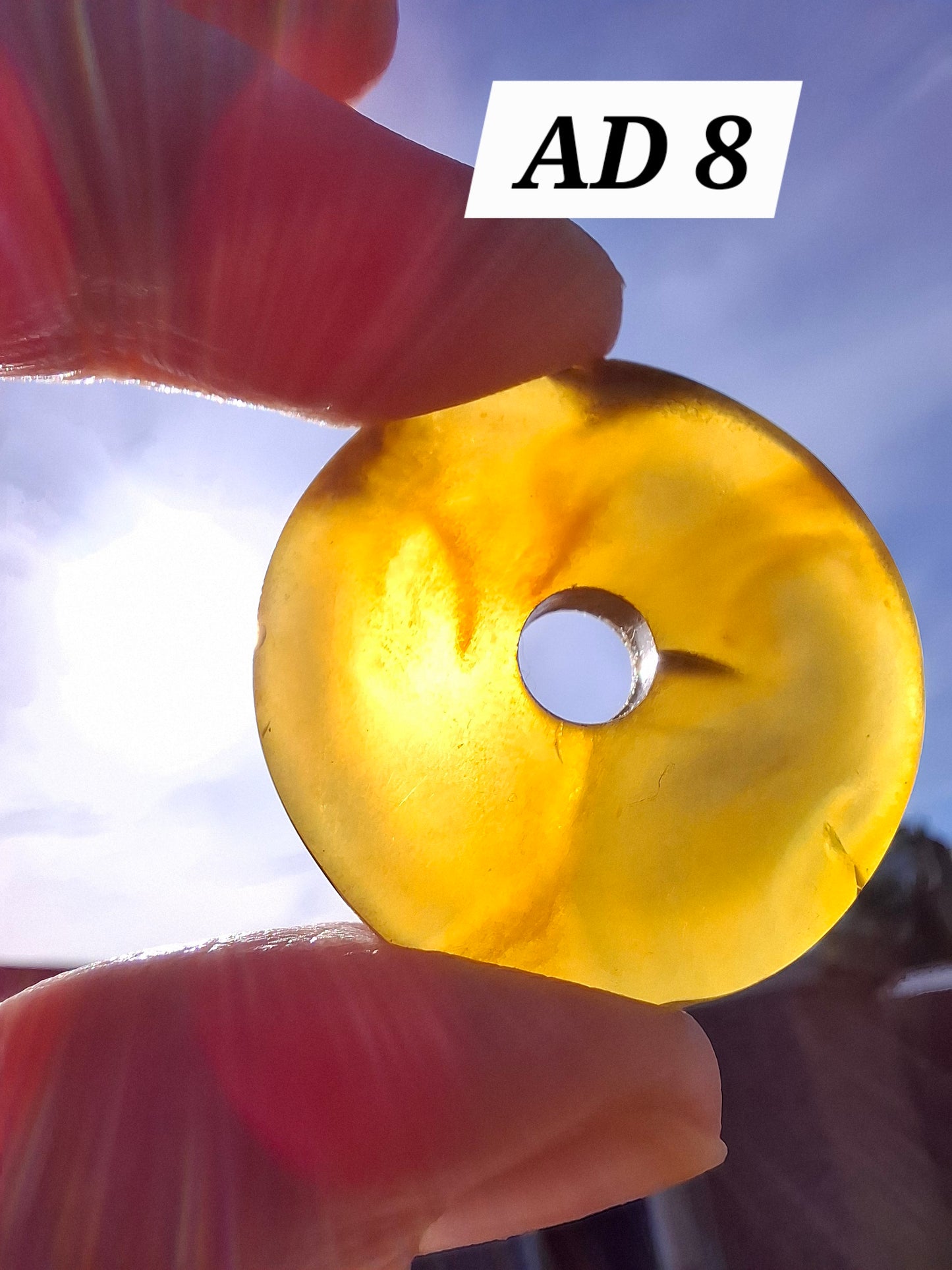 Red Amber Disc/Doughnut carving, Sphere holder, 4.65g, Fossil (Ref: AD8)