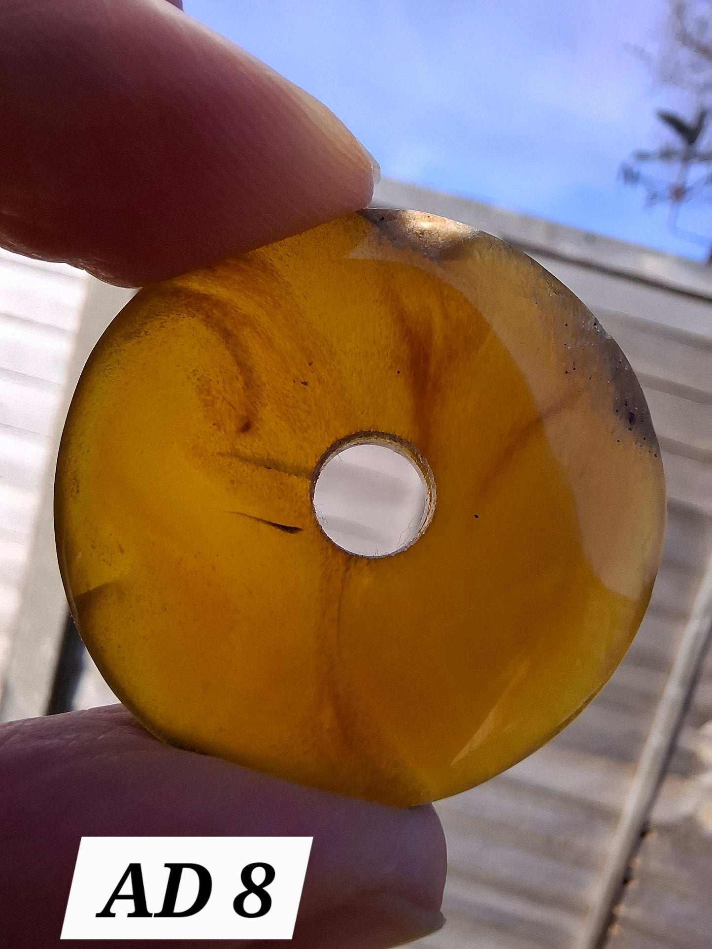 Red Amber Disc/Doughnut carving, Sphere holder, 4.65g, Fossil (Ref: AD8)