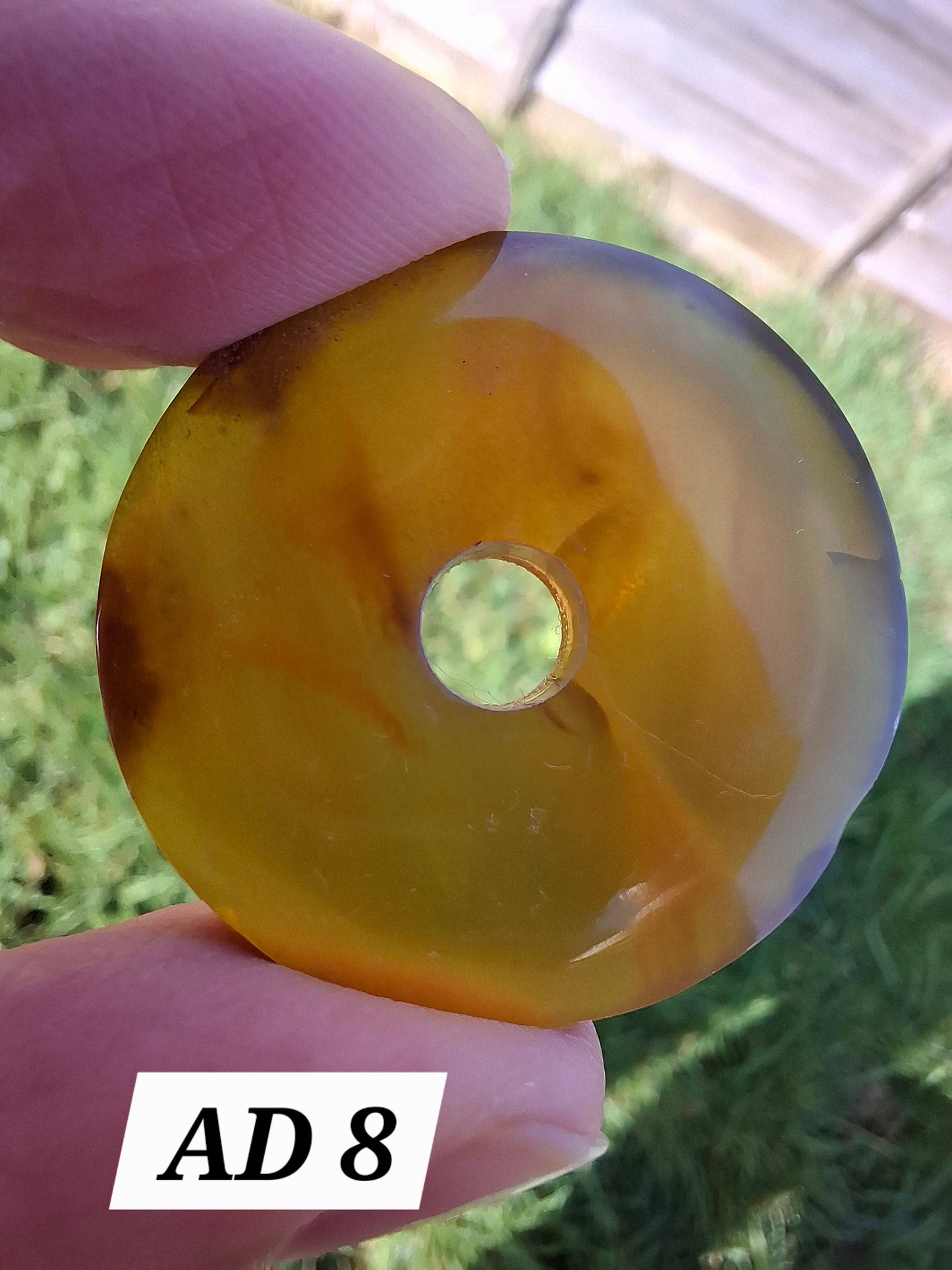 Red Amber Disc/Doughnut carving, Sphere holder, 4.65g, Fossil (Ref: AD8)