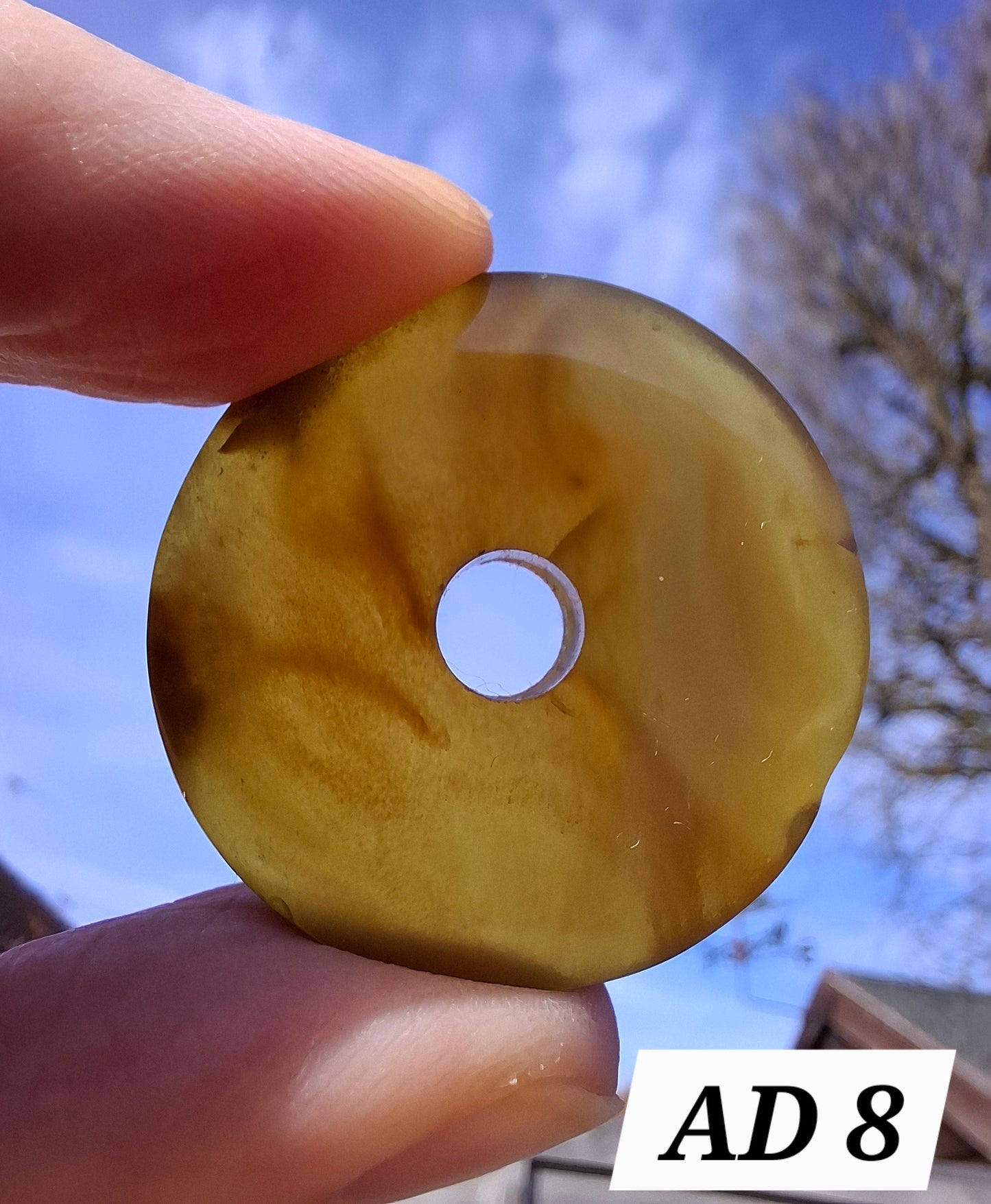 Red Amber Disc/Doughnut carving, Sphere holder, 4.65g, Fossil (Ref: AD8)