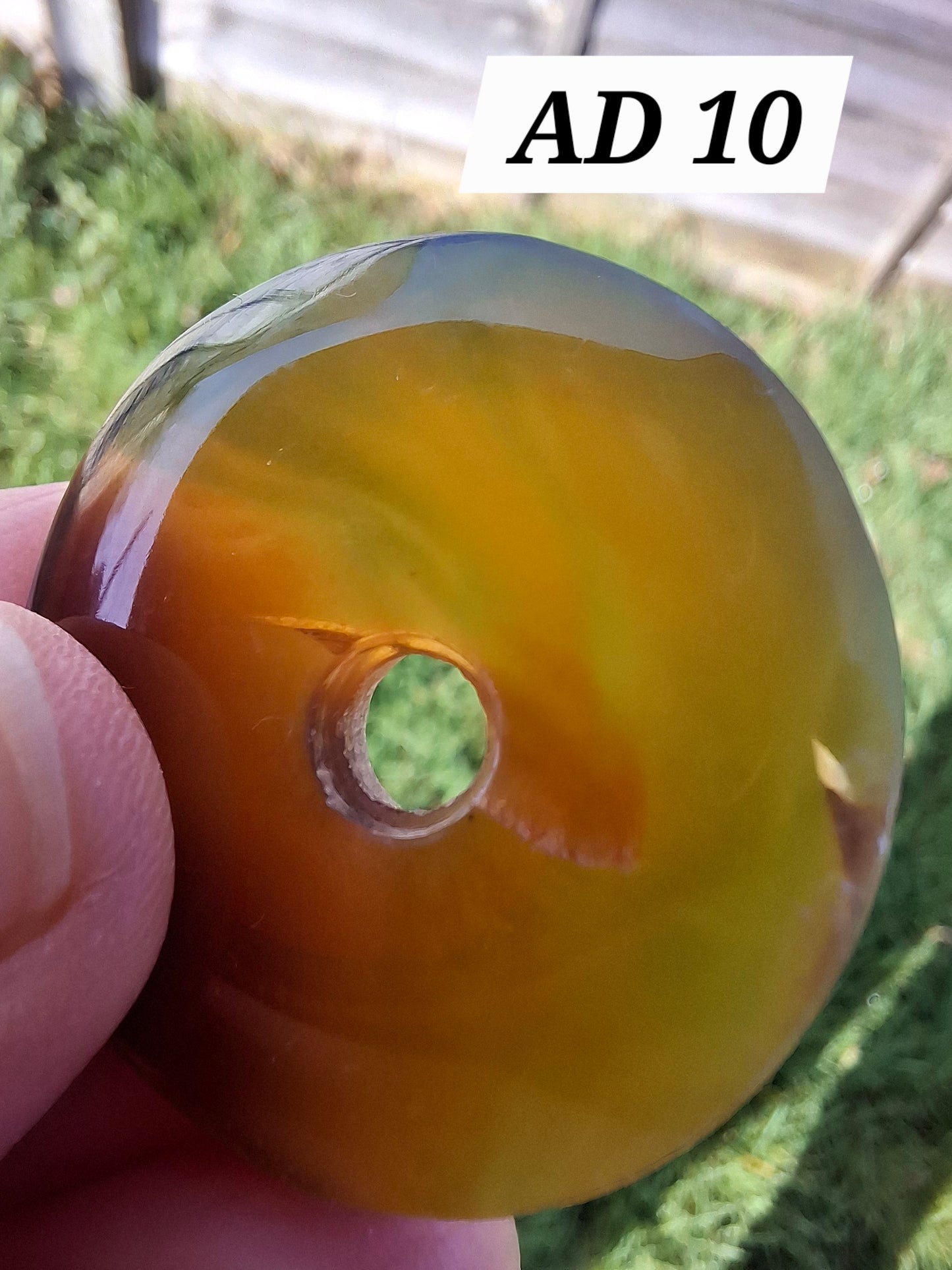 Red Amber Disc/Doughnut carving, Sphere holder, 4.66g, Fossil (Ref: AD10)