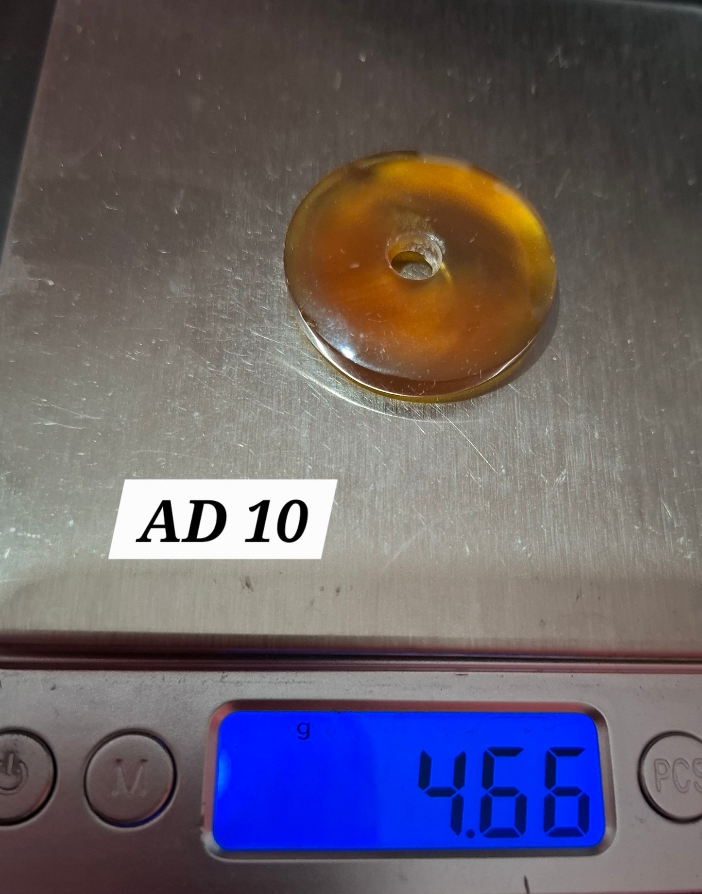 Red Amber Disc/Doughnut carving, Sphere holder, 4.66g, Fossil (Ref: AD10)