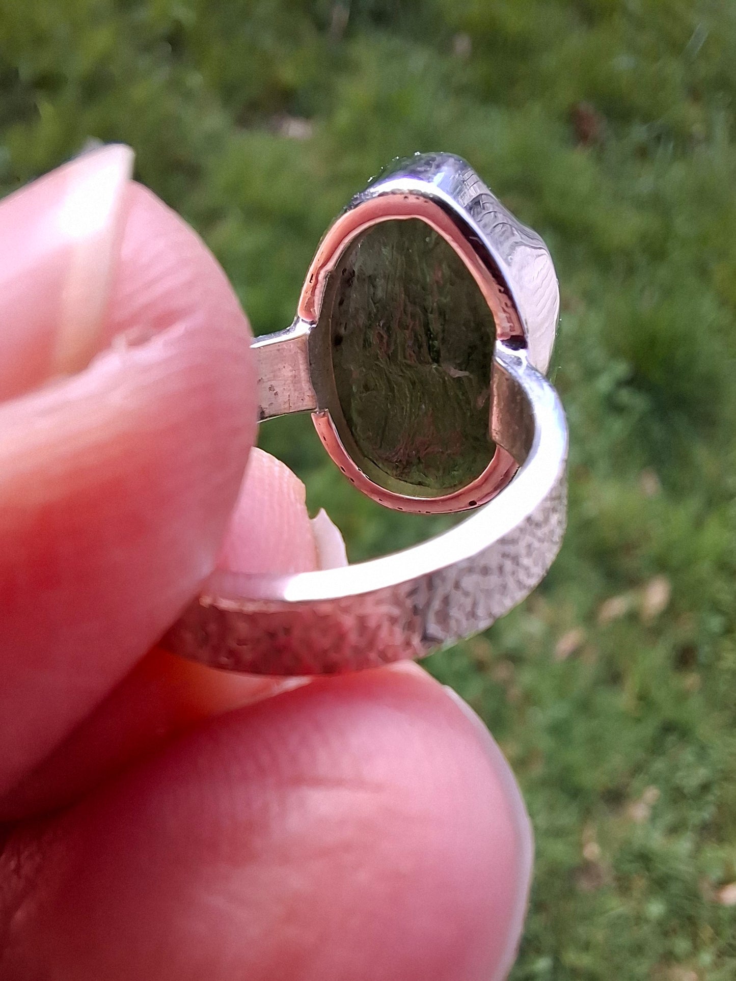 Moldavite Ring, size H, 925 Silver, Tektite (Ref: R294)