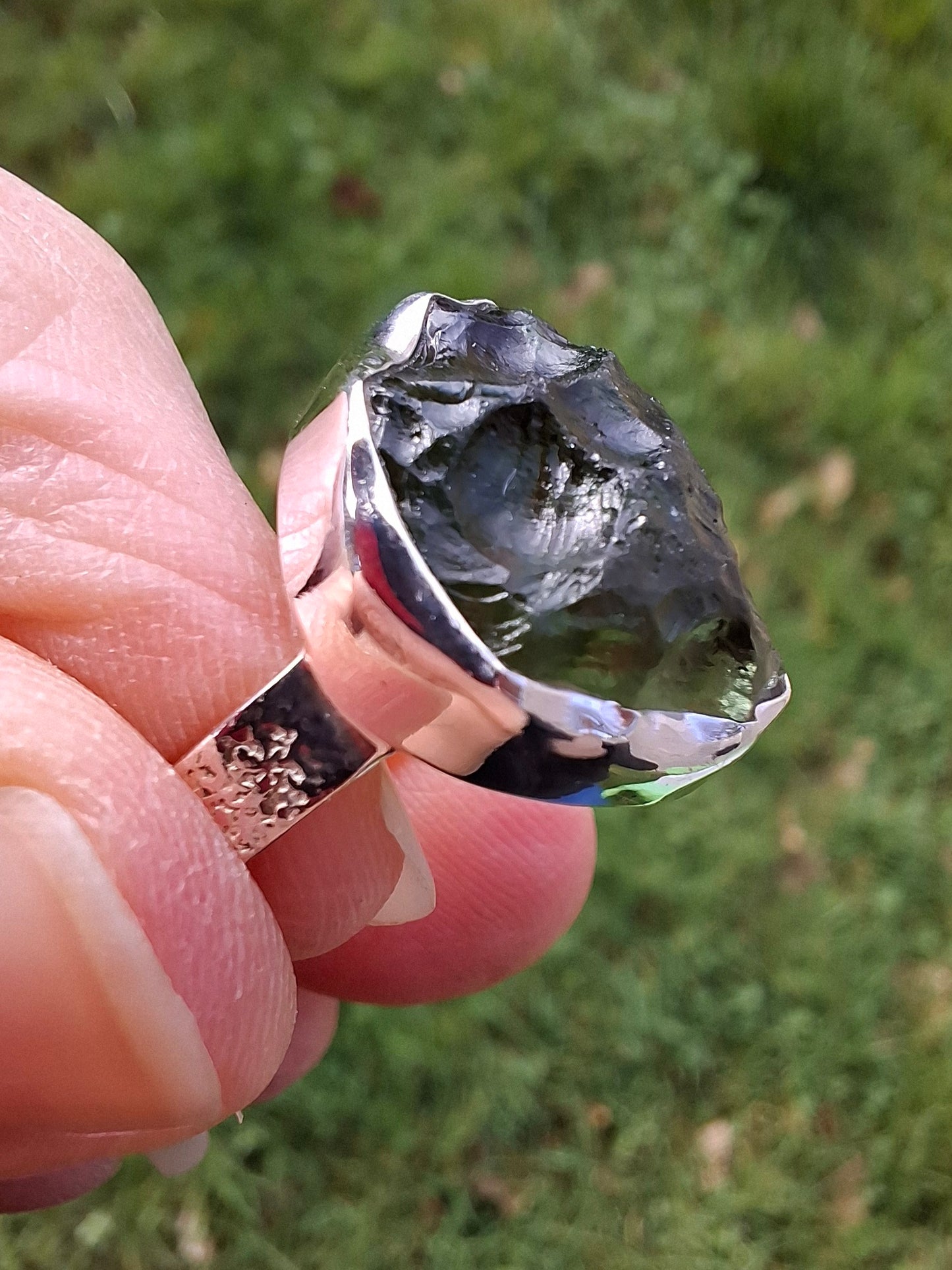 Moldavite Ring, size K, 925 Silver, Tektite (Ref: R301)
