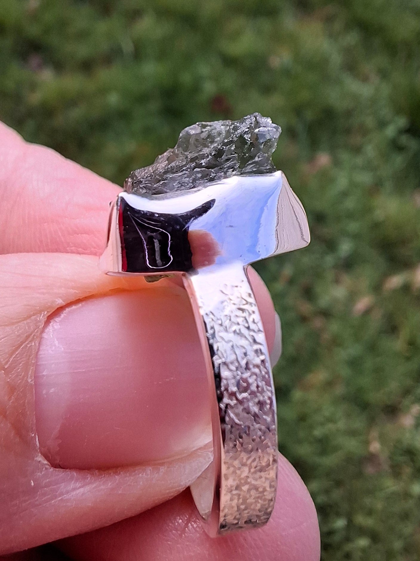 Moldavite Ring, size K, 925 Silver, Tektite (Ref: R302)