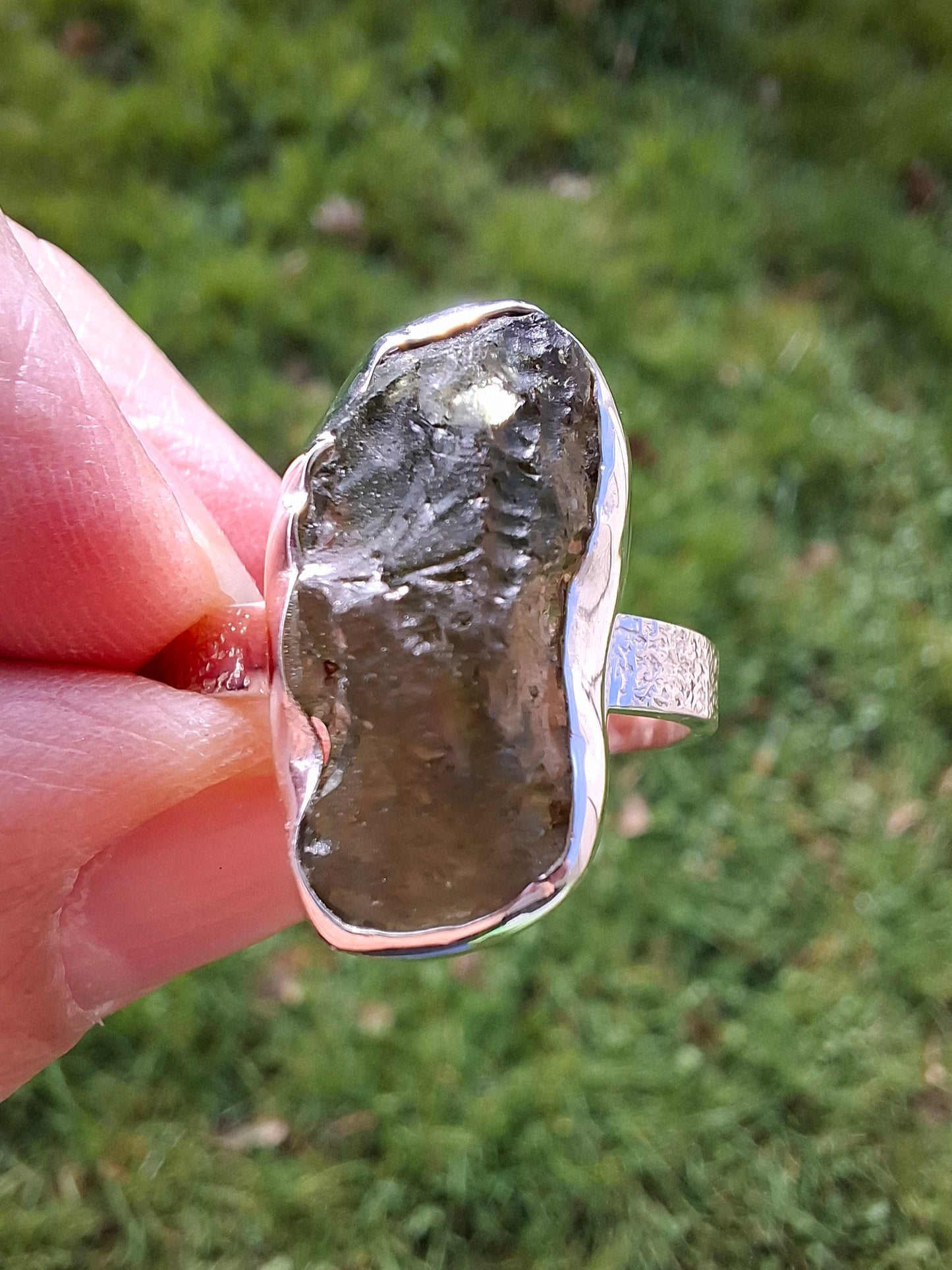 Moldavite Ring, size Y, 925 Silver, Tektite (Ref: R330)