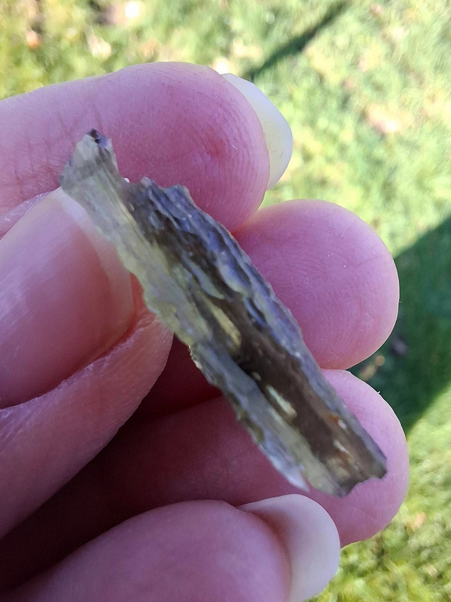 Moldavite Piece, JAKULE, 1.46g, Tektite (Ref: 1361)